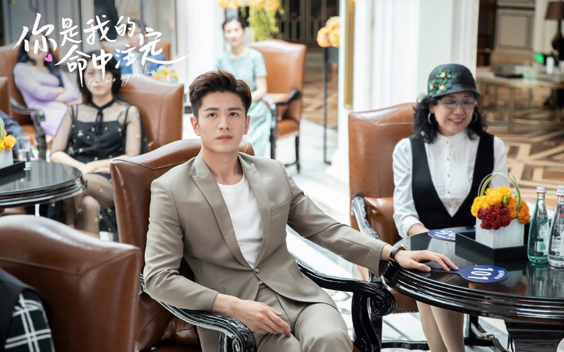 爱游戏中国官方登录入口网站-F1品牌合作：跨界联名的新潮流，f1都有哪些品牌