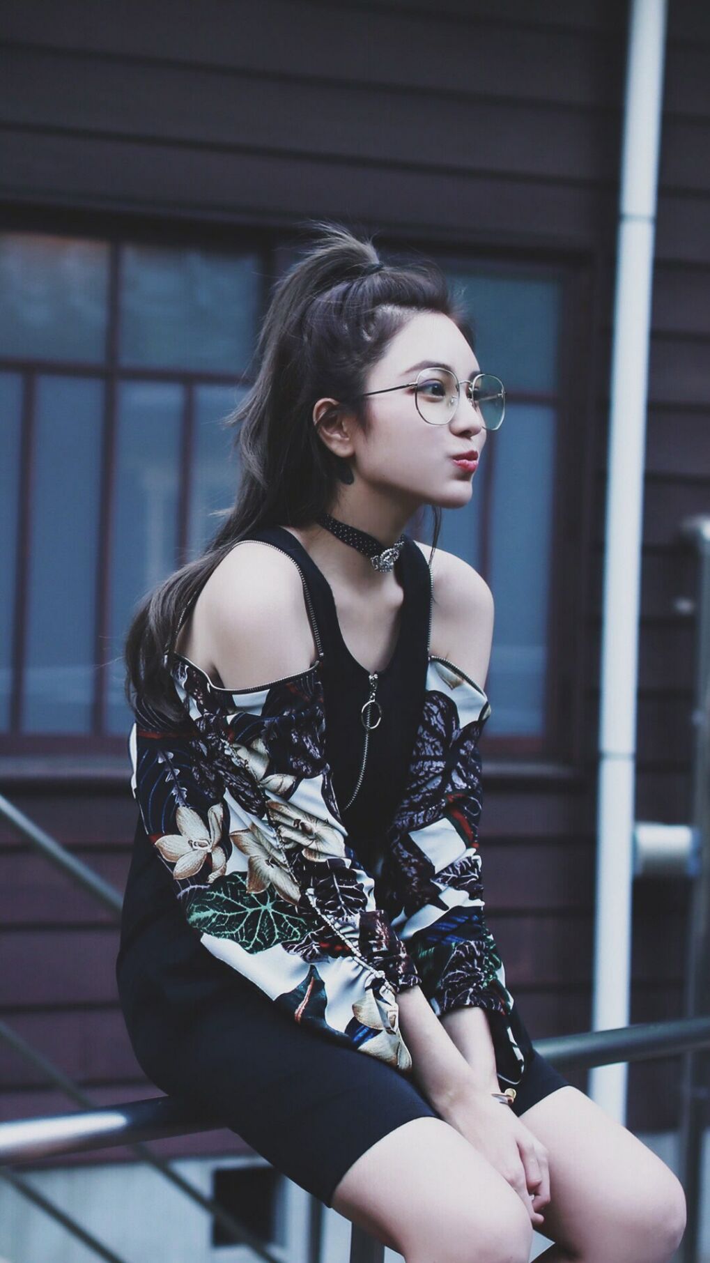 爱游戏平台-比利亚雷亚尔大胜，继续保持强劲表现，比利亚雷亚尔球队