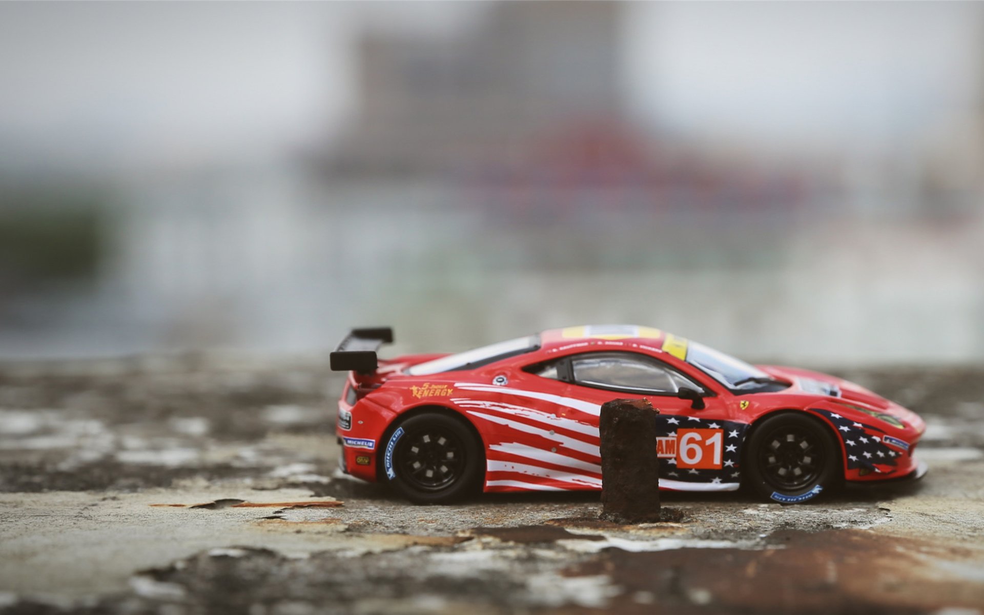 巴萨灵活站位打穿对方防守中轴,巴萨的打法